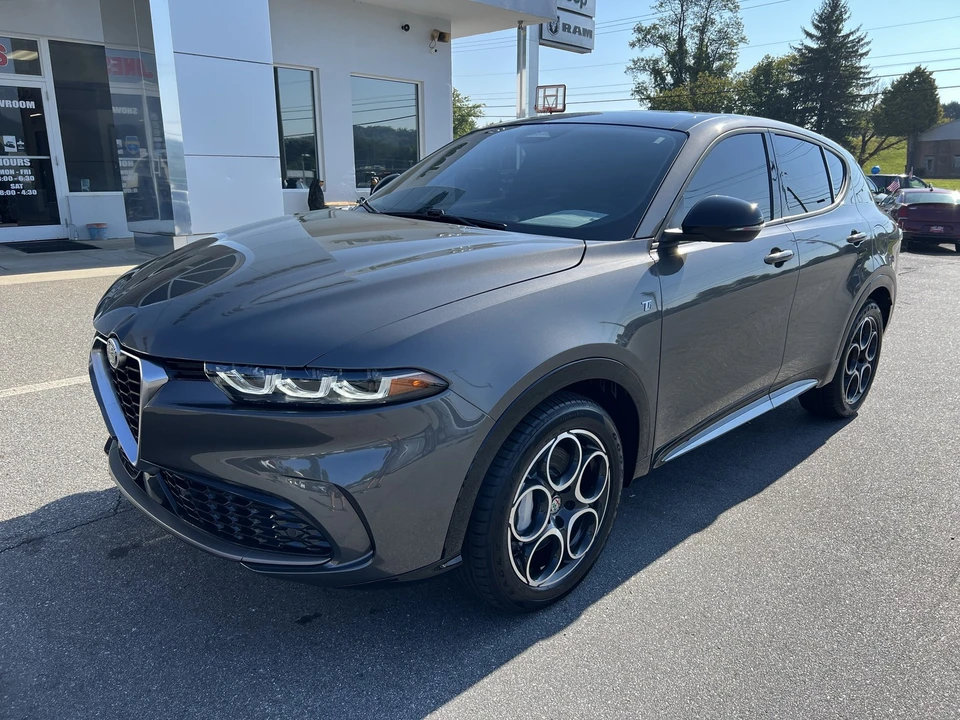 2024 Alfa Romeo Tonale - Image 7 of 31