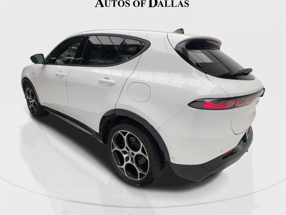 2024 Alfa Romeo Tonale - Image 10 of 12