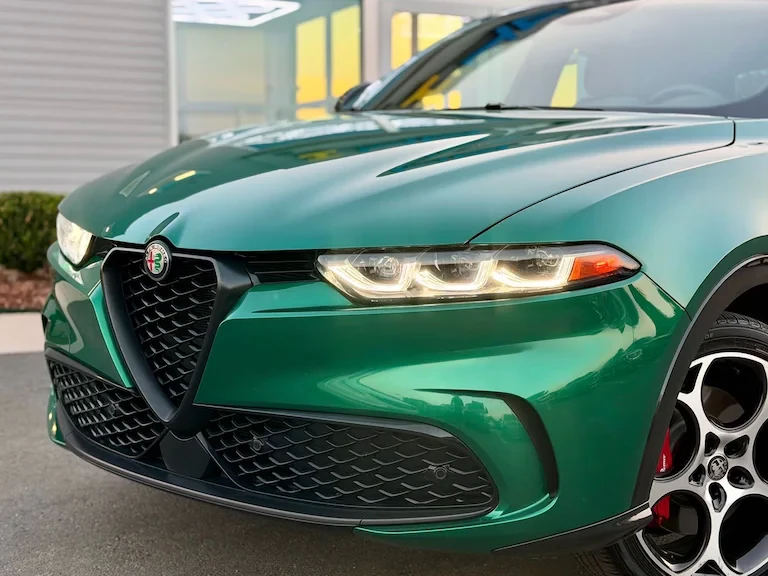 2024 Alfa Romeo Tonale - Image 2 of 18