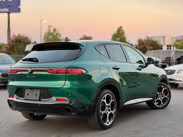 2024 Alfa Romeo Tonale - Image 5 of 18