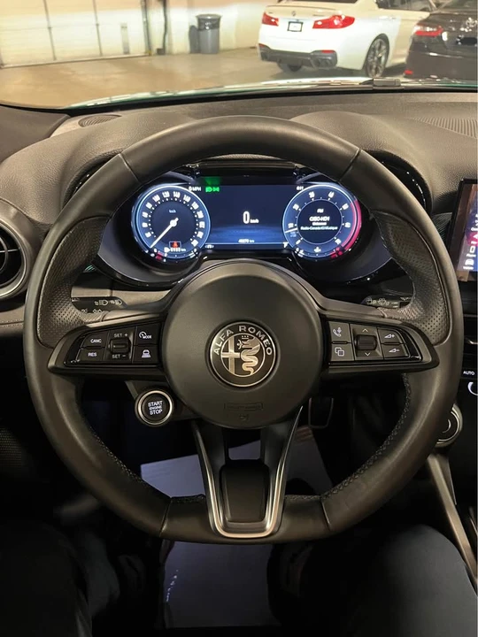 2024 Alfa Romeo Tonale - Image 12 of 17