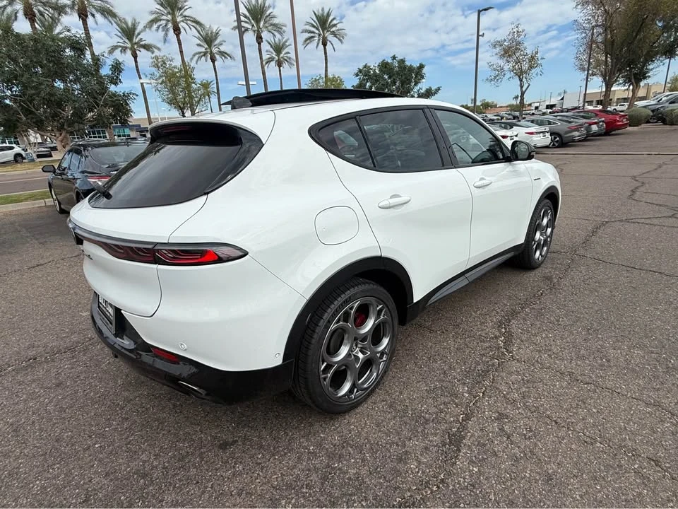 2024 Alfa Romeo Tonale - Image 3 of 18