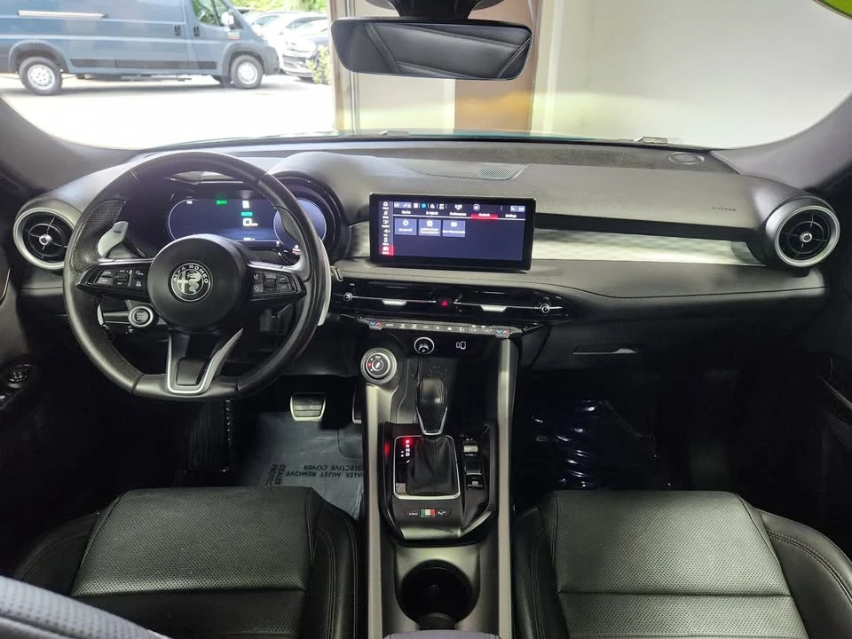 2024 Alfa Romeo Tonale - Image 14 of 17