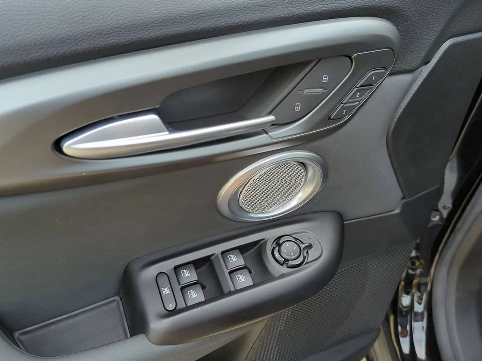 2024 Alfa Romeo Tonale - Image 9 of 20