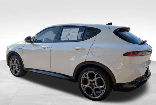 2024 Alfa Romeo Tonale - Image 5 of 20