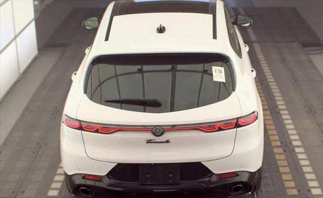 2024 Alfa Romeo Tonale - Image 2 of 5