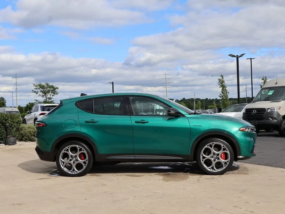 2024 Alfa Romeo Tonale - Image 4 of 20