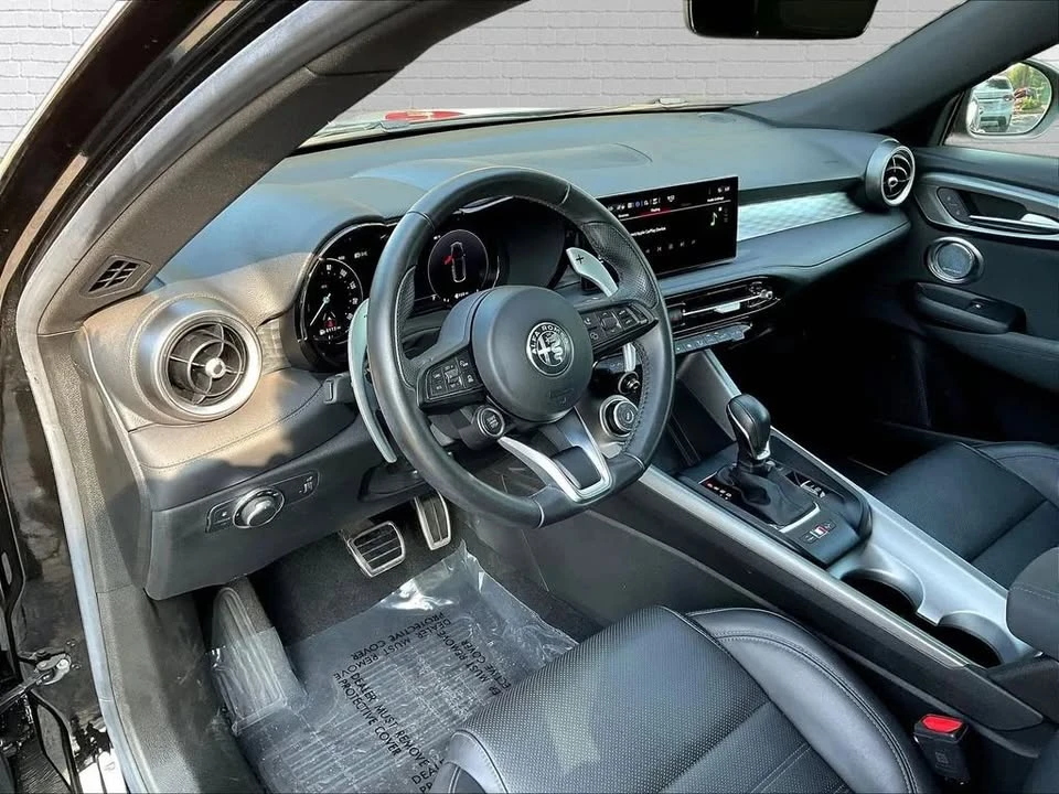2024 Alfa Romeo Tonale - Image 13 of 20