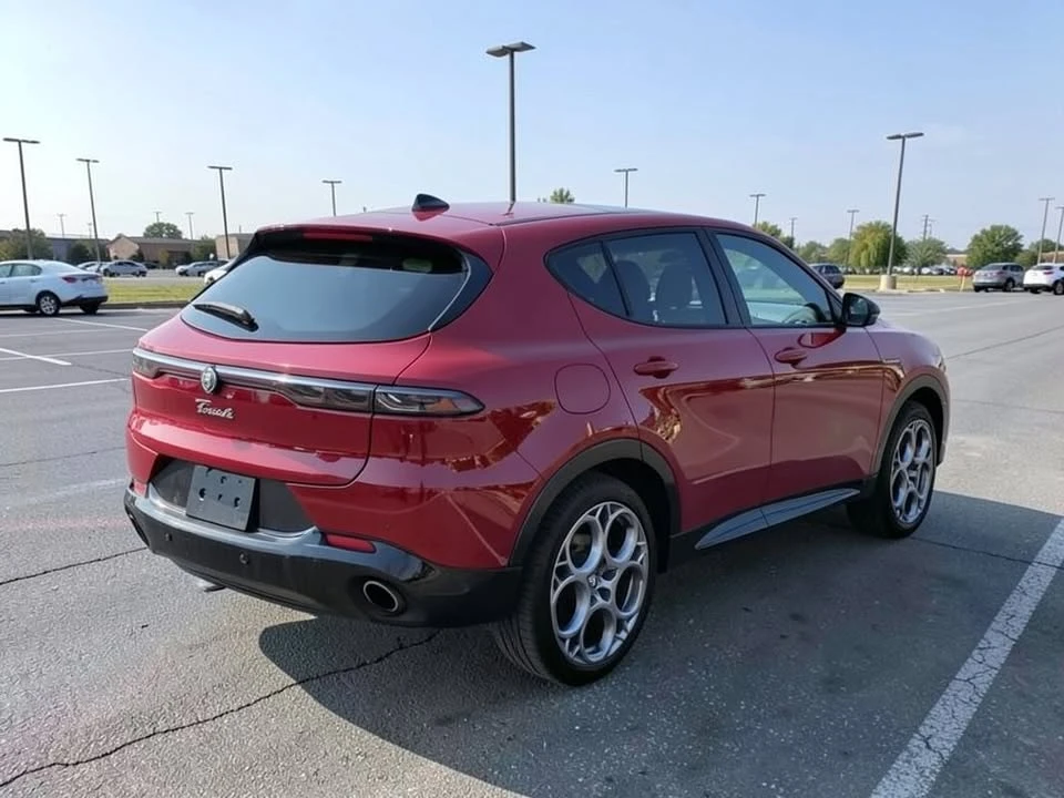 2024 Alfa Romeo Tonale - Image 5 of 20
