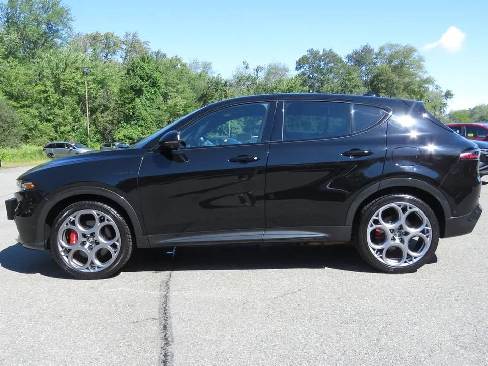 2024 Alfa Romeo Tonale - Image 8 of 20