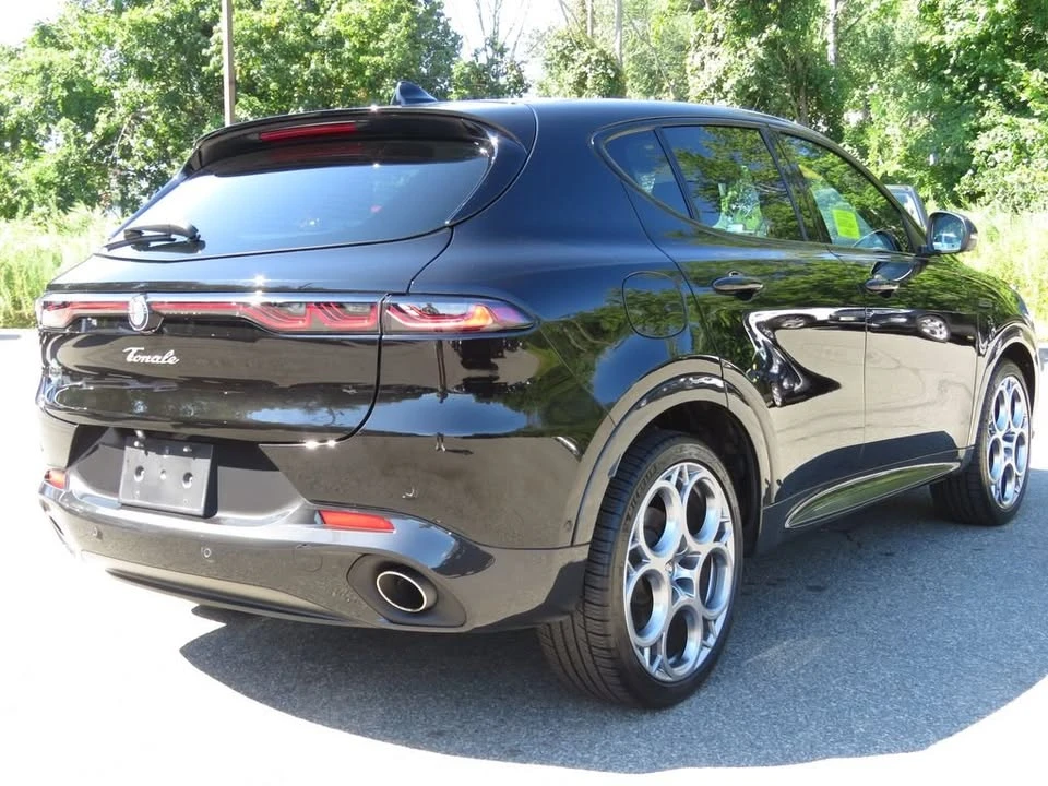 2024 Alfa Romeo Tonale - Image 5 of 20