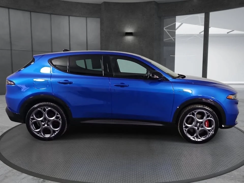 2024 Alfa Romeo Tonale - Image 4 of 20