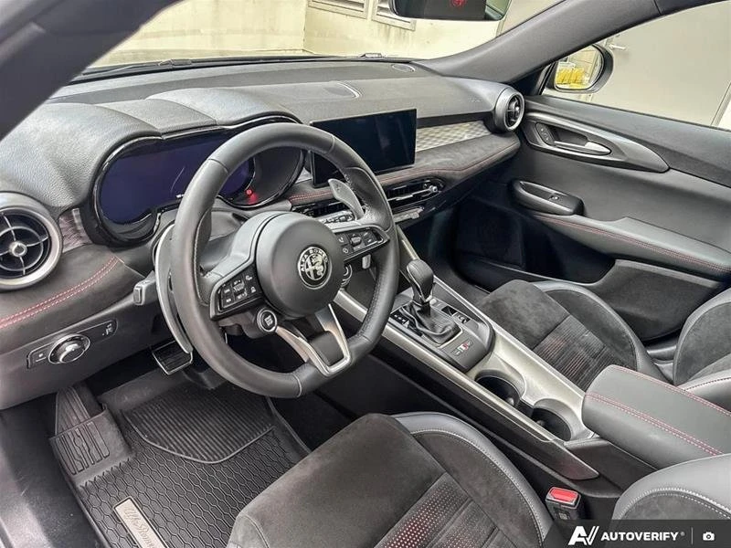 2024 Alfa Romeo Tonale - Image 9 of 20