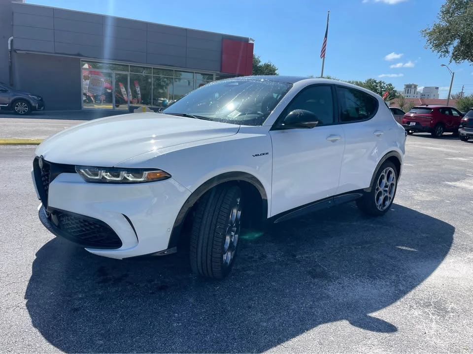 2024 Alfa Romeo Tonale - Image 4 of 16