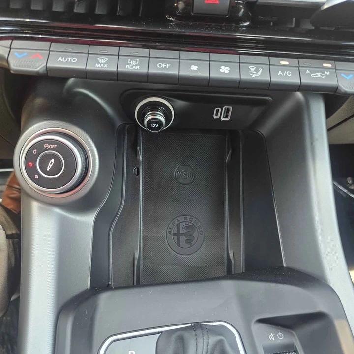 2024 Alfa Romeo Tonale - Image 17 of 19