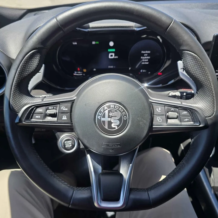 2024 Alfa Romeo Tonale - Image 12 of 19