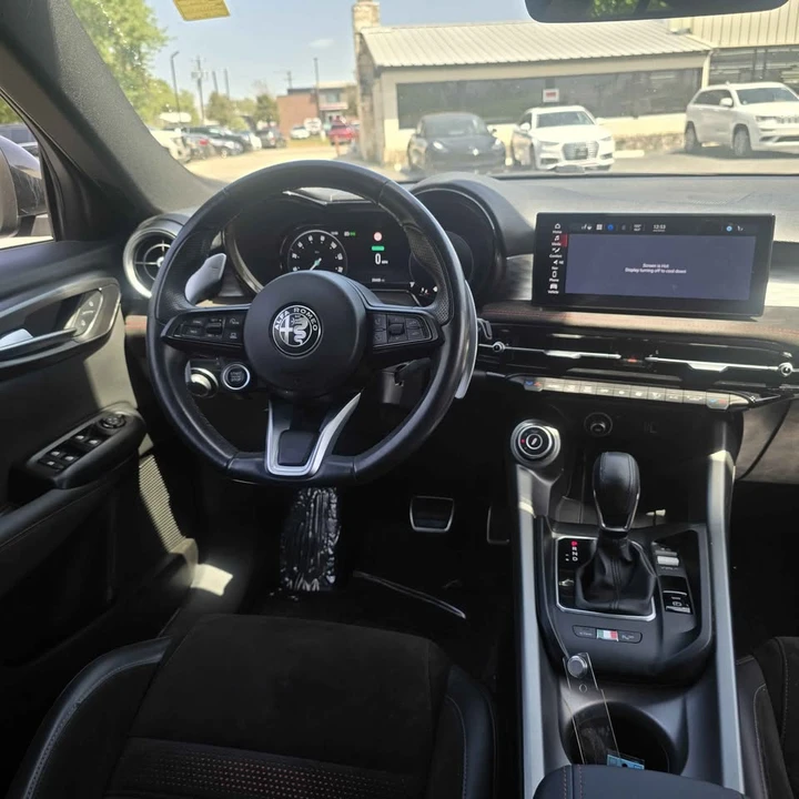 2024 Alfa Romeo Tonale - Image 7 of 16