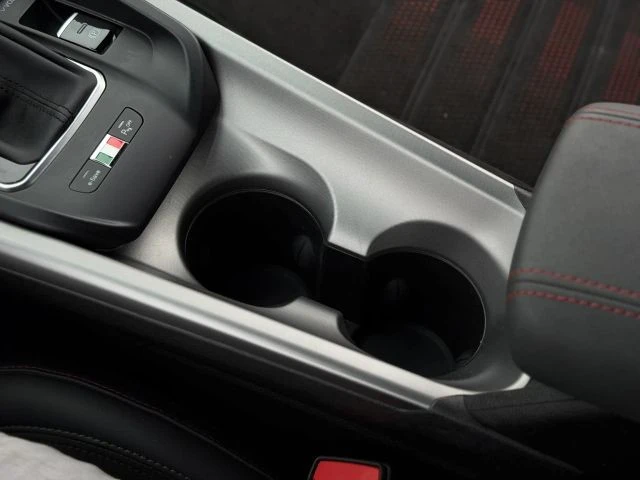 2024 Alfa Romeo - Image 24 of 31