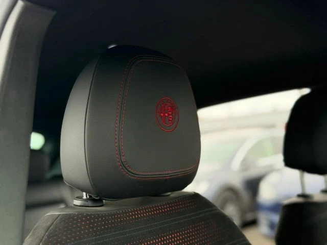 2024 Alfa Romeo Tonale - Image 15 of 21