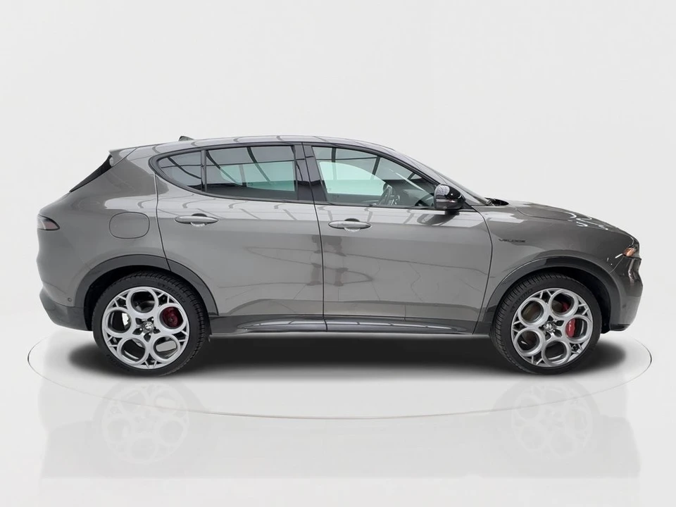 2024 Alfa Romeo Tonale - Image 8 of 12