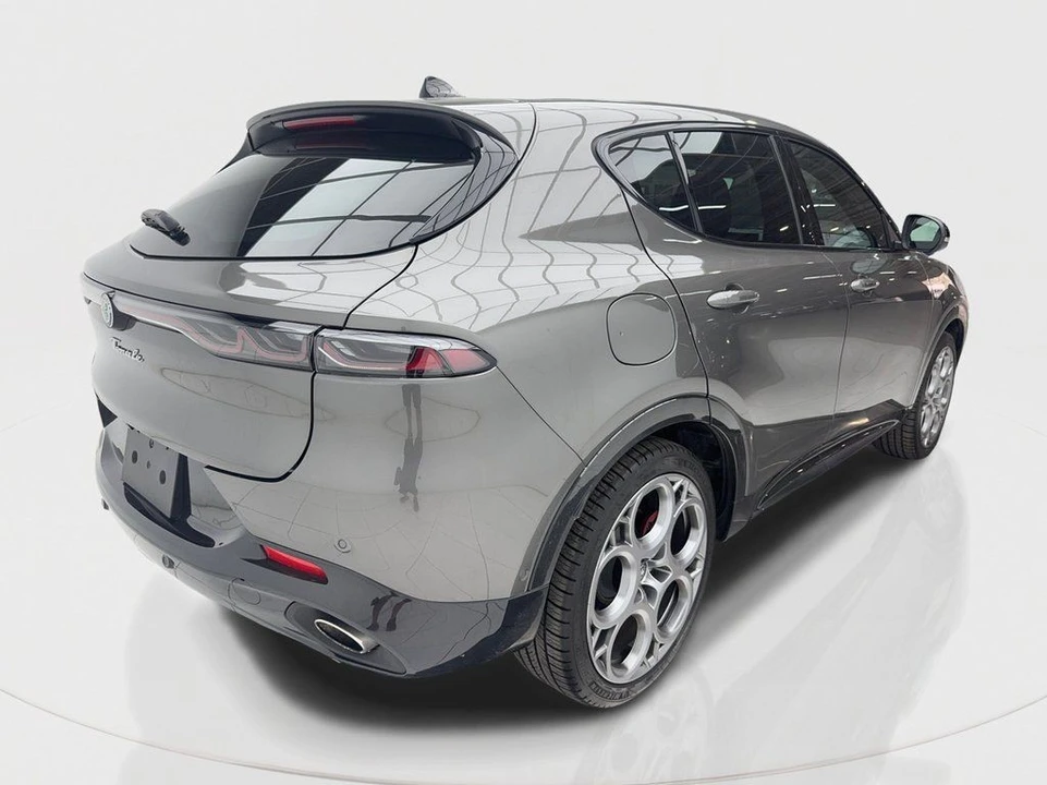 2024 Alfa Romeo Tonale - Image 9 of 12