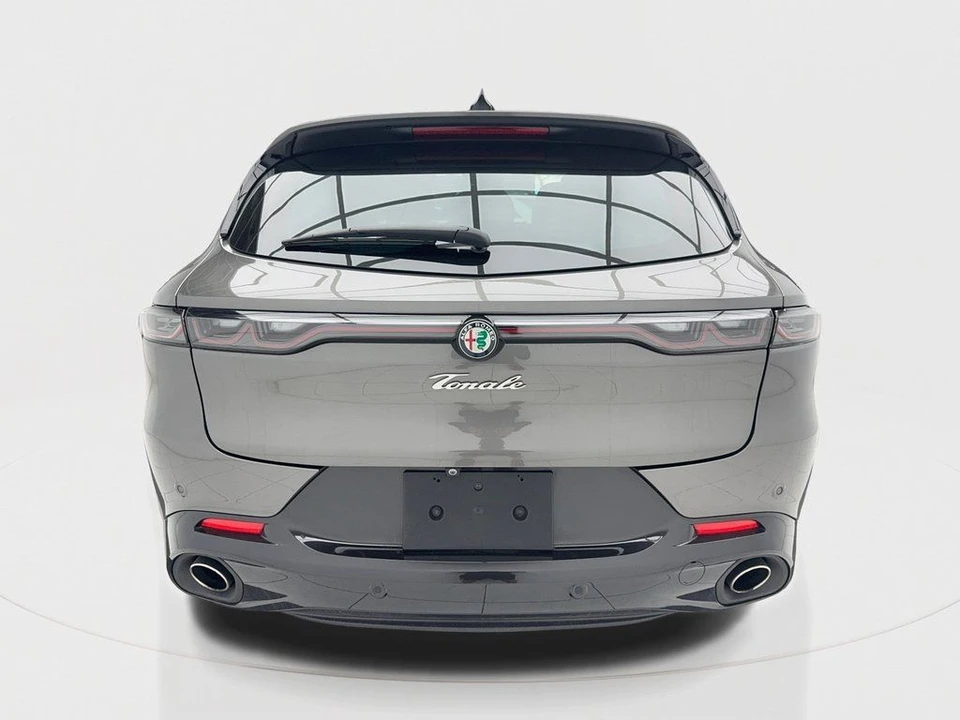 2024 Alfa Romeo Tonale - Image 10 of 12
