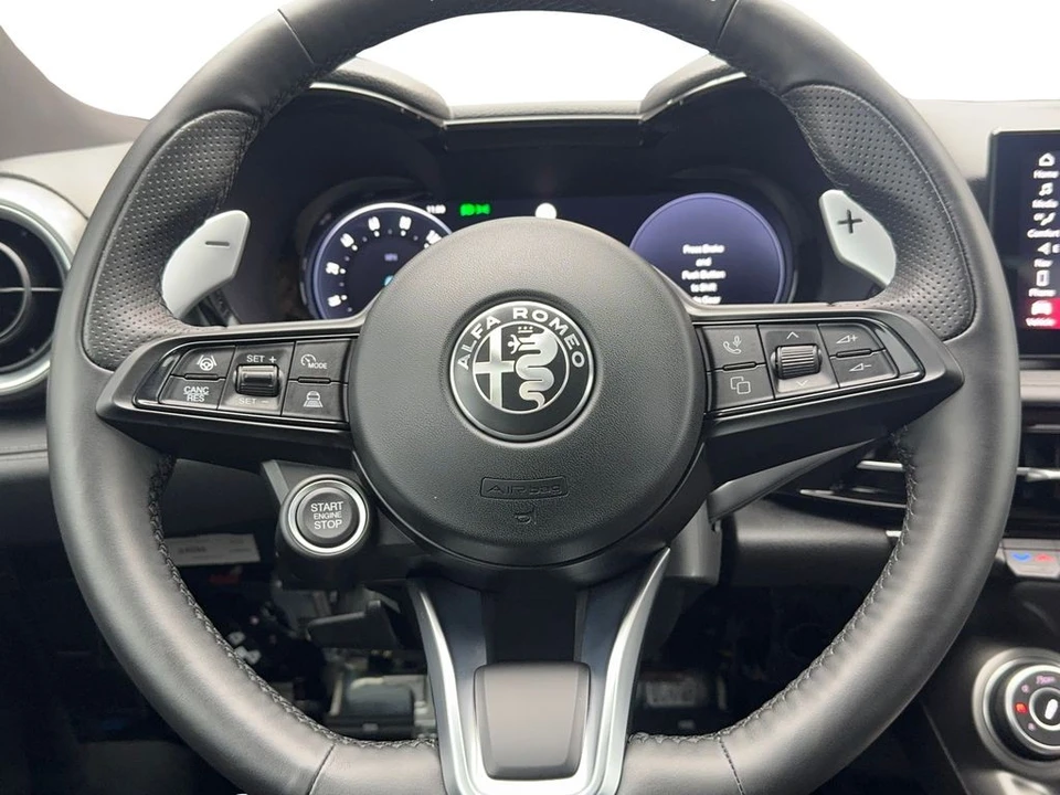 2024 Alfa Romeo Tonale - Image 18 of 21