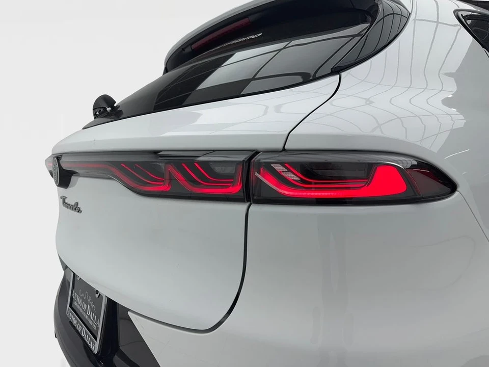 2024 Alfa Romeo - Image 7 of 31