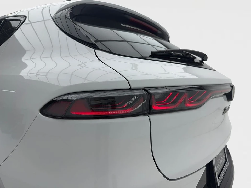 2024 Alfa Romeo - Image 9 of 31