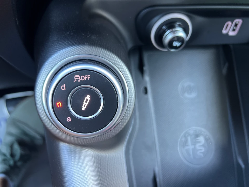 2024 Alfa Romeo Tonale - Image 23 of 31