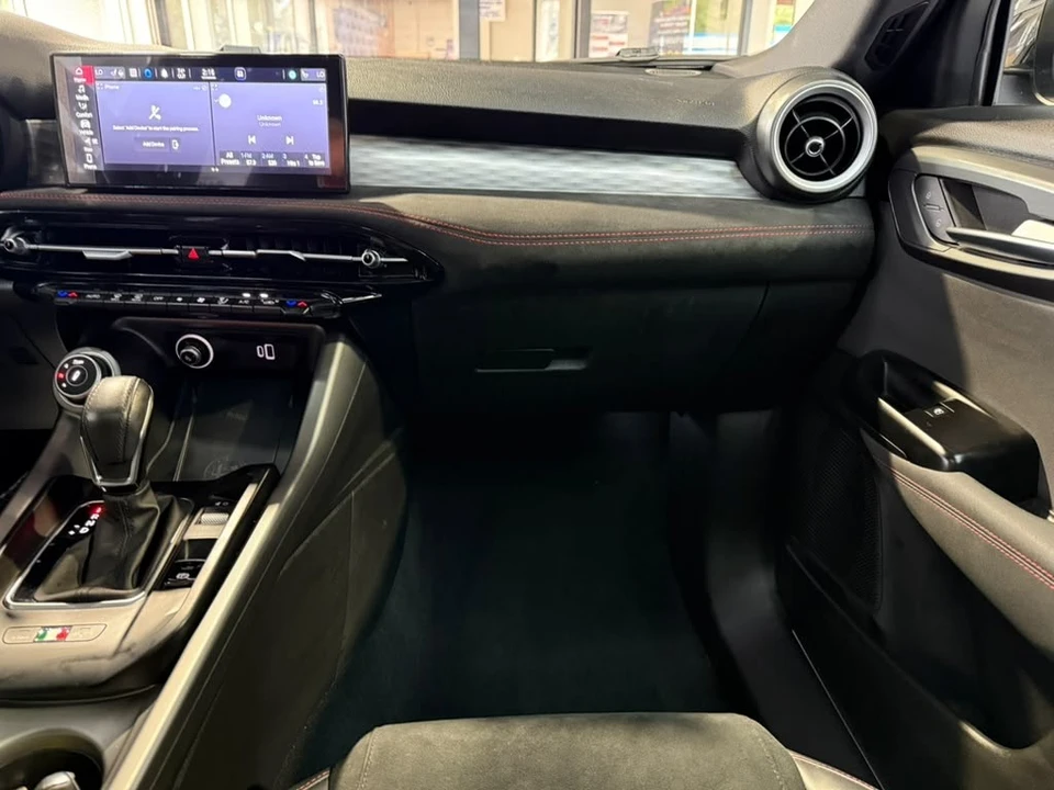 2024 Alfa Romeo Tonale - Image 21 of 31