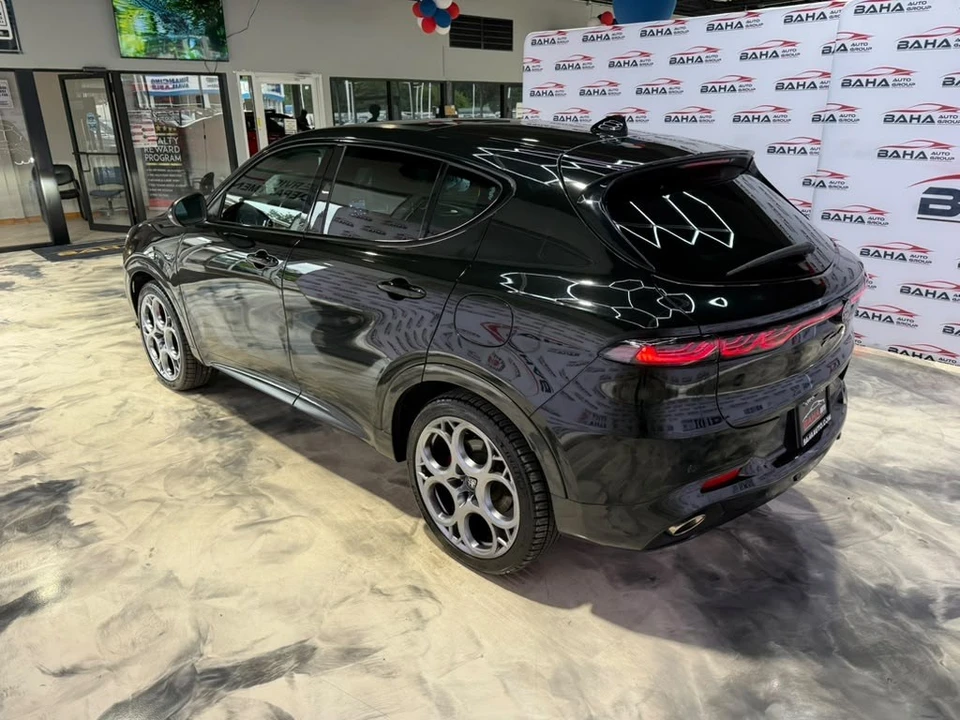 2024 Alfa Romeo Tonale - Image 11 of 31