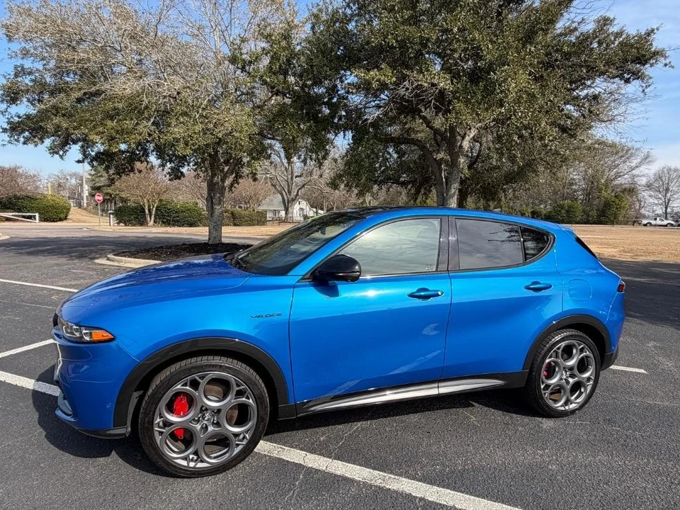 2024 Alfa Romeo Tonale - Image 2 of 21
