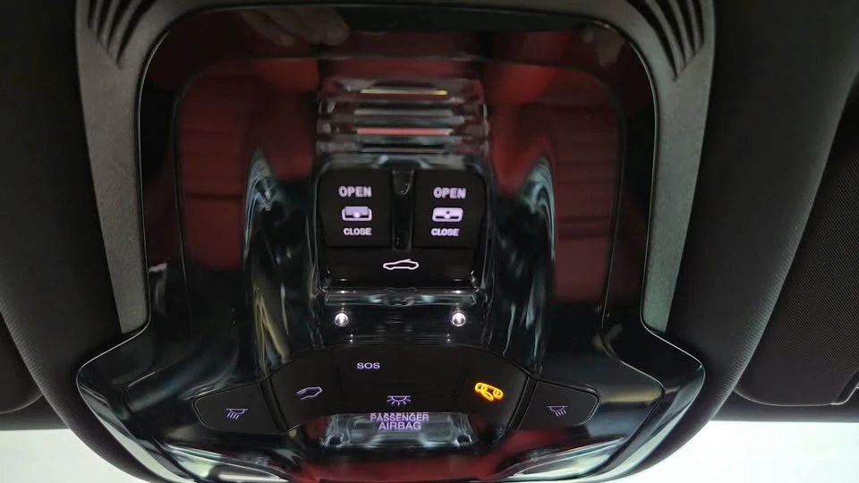 2024 Alfa Romeo Giulia - Image 16 of 20