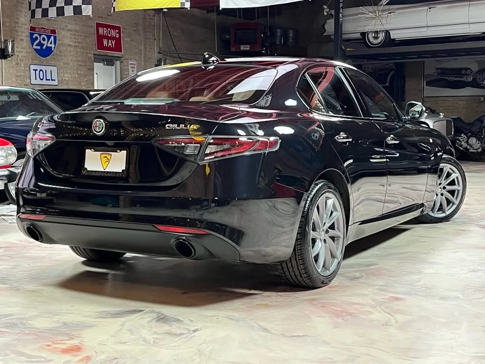 2024 Alfa Romeo Giulia - Image 4 of 19