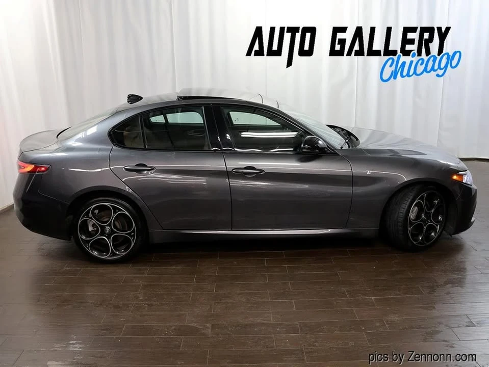 2024 Alfa Romeo Giulia - Image 7 of 20