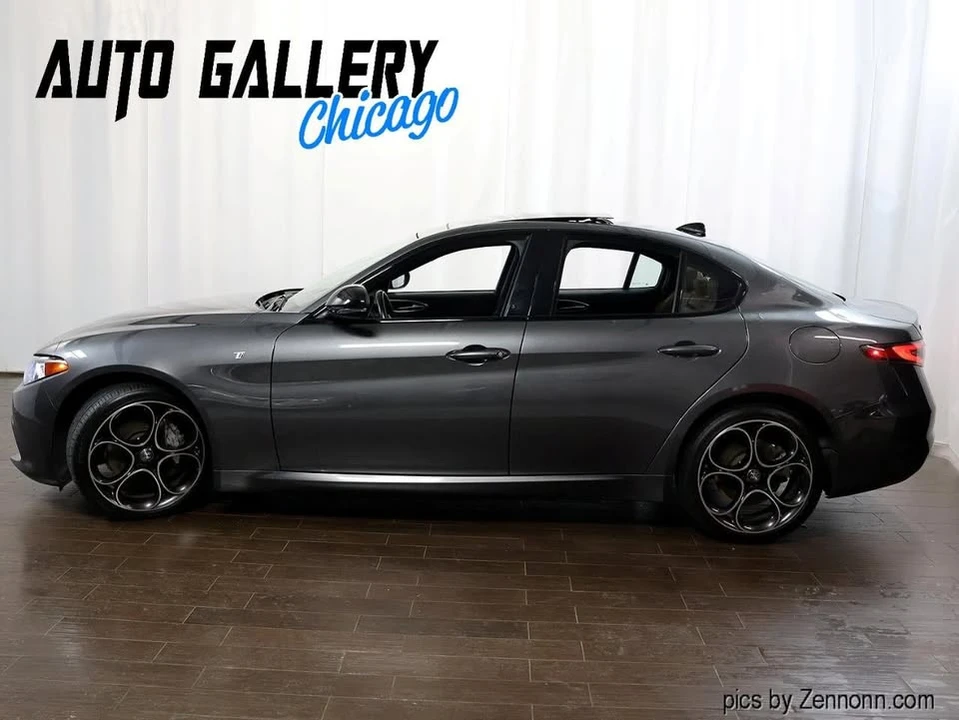 2024 Alfa Romeo Giulia - Image 11 of 20