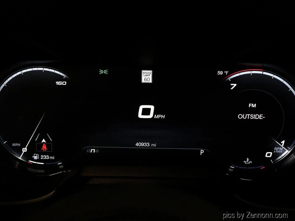 2024 Alfa Romeo Giulia - Image 19 of 20