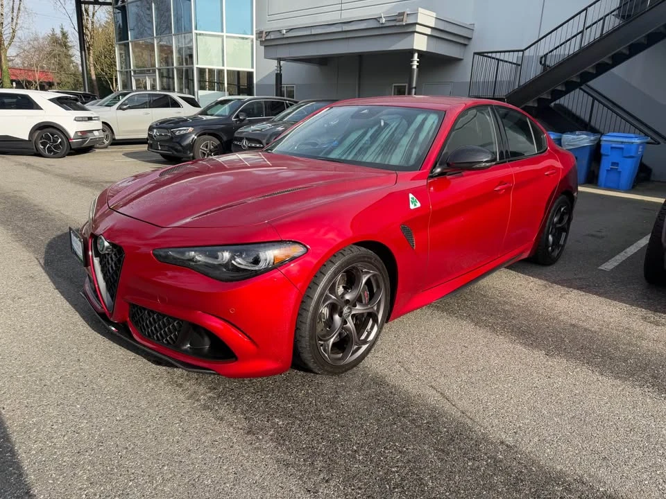 2024 Alfa Romeo Giulia - Image 6 of 9