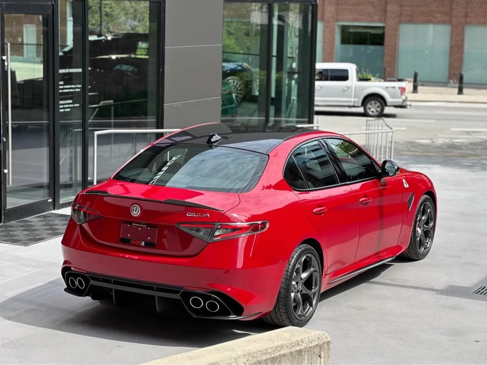 2024 Alfa Romeo Giulia - Image 4 of 8