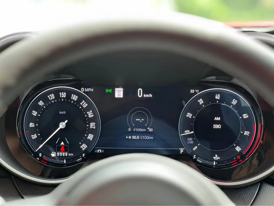 2024 Alfa Romeo Giulia - Image 8 of 8