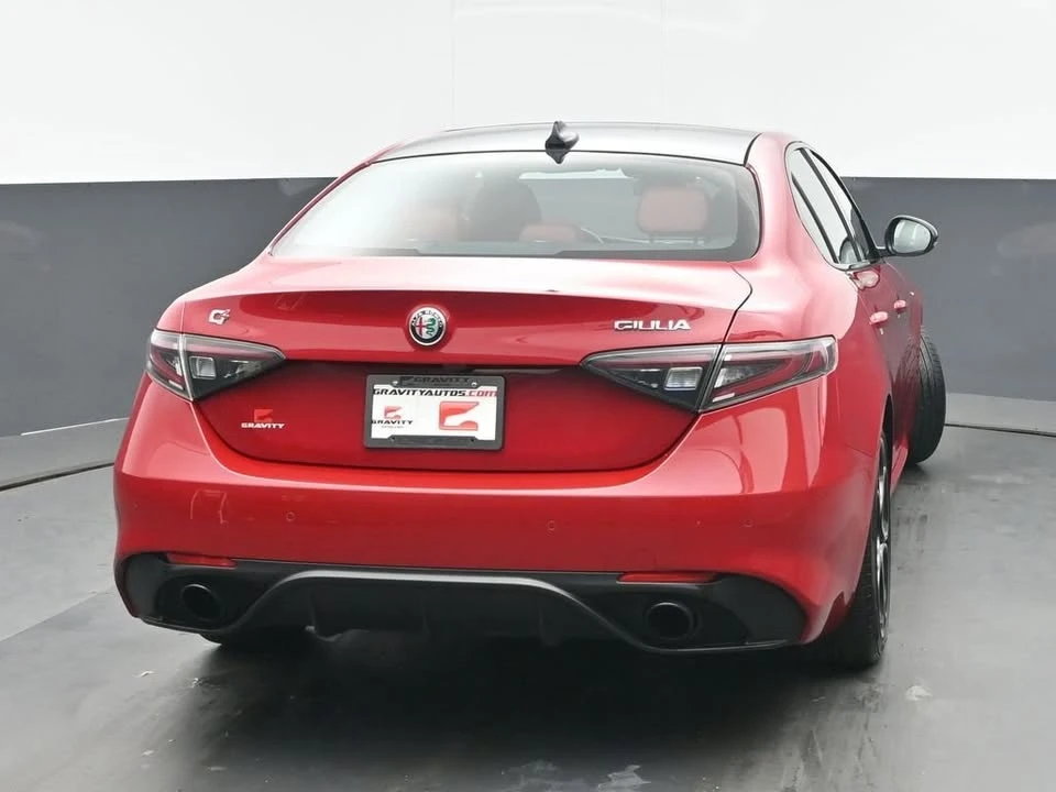 2024 Alfa Romeo Giulia - Image 4 of 20