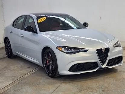 2024 Alfa Romeo Giulia - Image 7 of 11