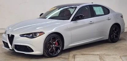 2024 Alfa Romeo Giulia - Image 2 of 11