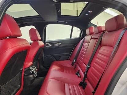 2024 Alfa Romeo Giulia - Image 10 of 11