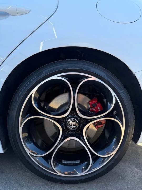 2024 Alfa Romeo Giulia - Image 4 of 4