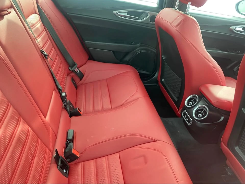 2024 Alfa Romeo Giulia - Image 4 of 4