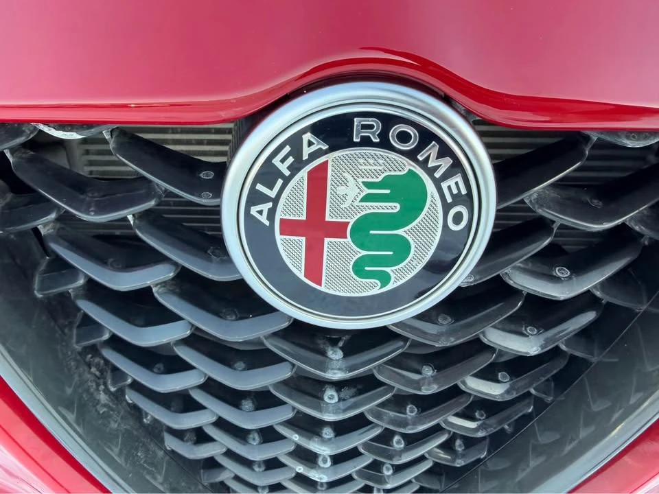 2024 Alfa Romeo Giulia - Image 8 of 8