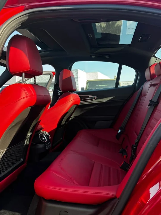 2024 Alfa Romeo Giulia - Image 3 of 13