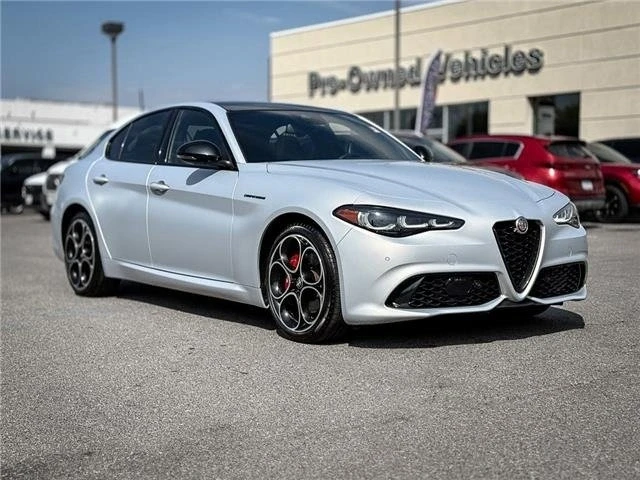 2024 Alfa Romeo Giulia - Image 3 of 20